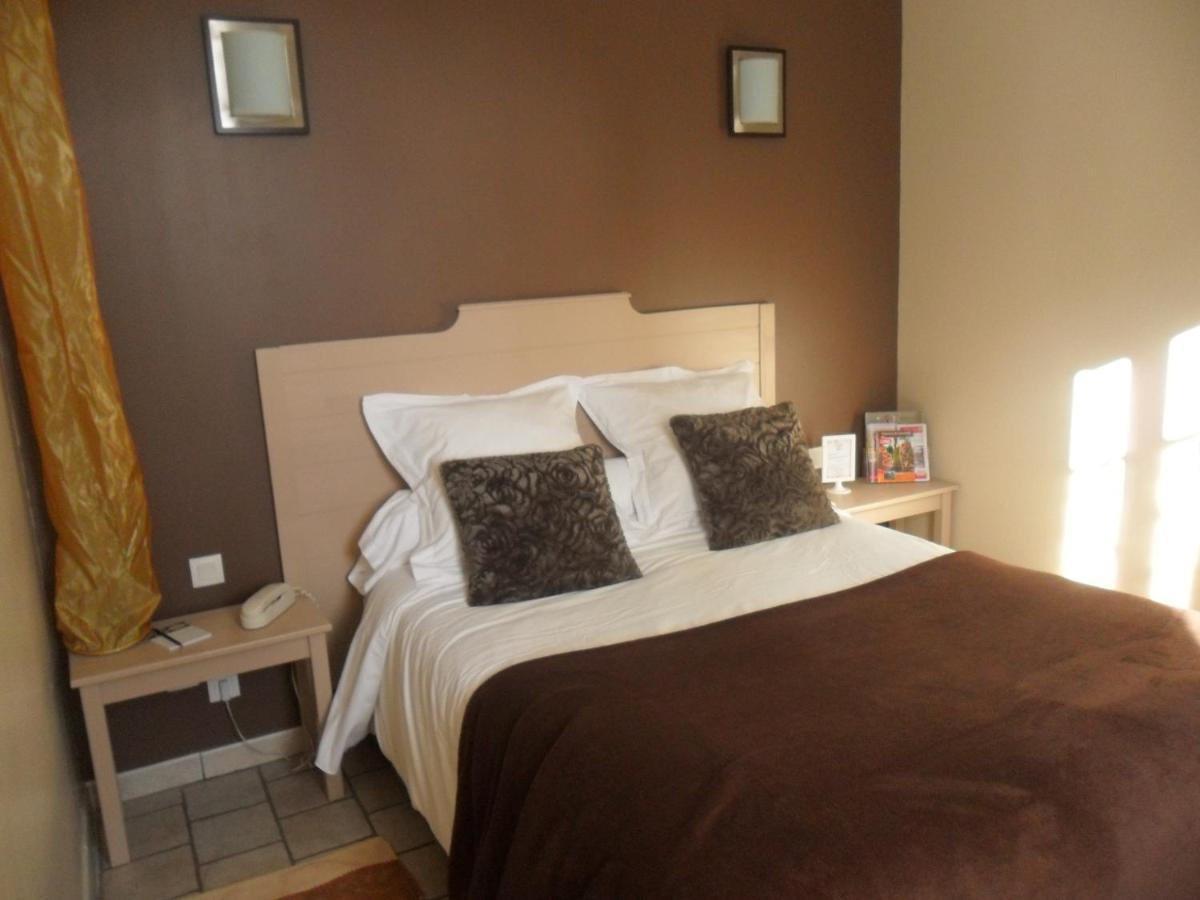 Hotel La Buissonniere Bannay  Luaran gambar